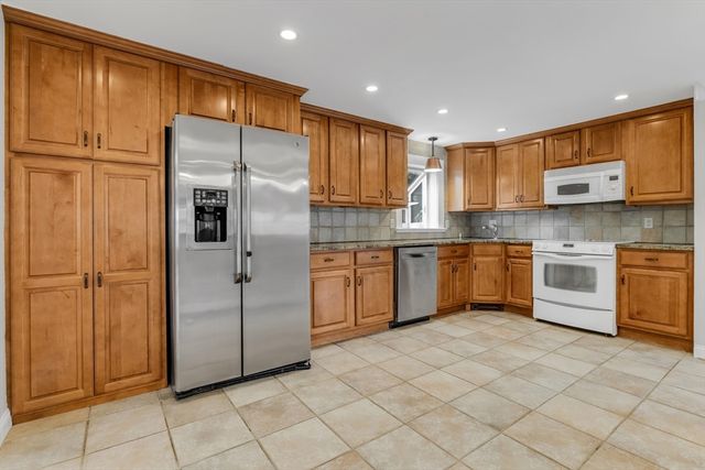 100 Kimball Rd., Dedham, MA 02026