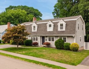 100 Kimball Rd., Dedham, MA 02026