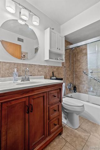 217 Earlsfield Lane, Unincorporated, MO 63125