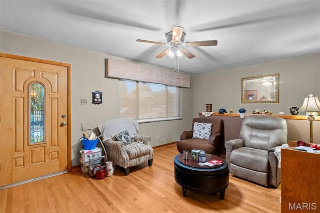217 Earlsfield Lane, Unincorporated, MO 63125