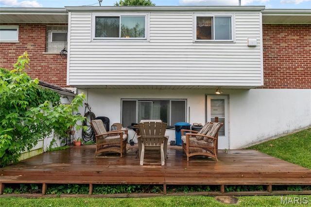 217 Earlsfield Lane, Unincorporated, MO 63125
