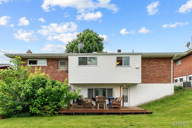 217 Earlsfield Lane, Unincorporated, MO 63125