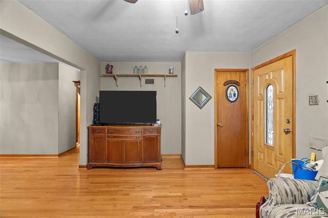 217 Earlsfield Lane, Unincorporated, MO 63125
