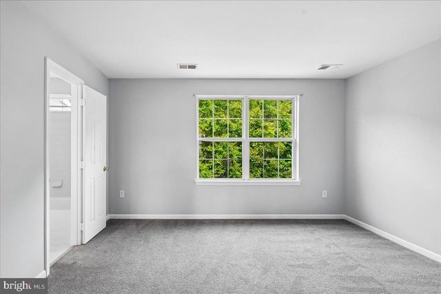 3392 VINELAND PL, Dumfries, VA 22026