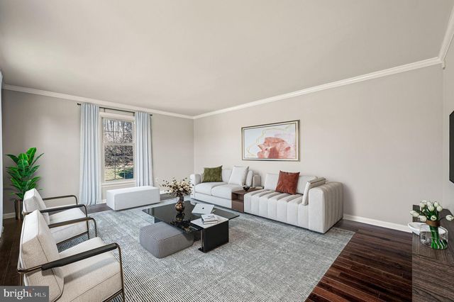 800 DOWLIN FORGE RD RD, Downingtown, PA 19335