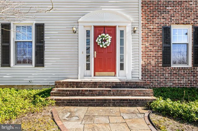 800 DOWLIN FORGE RD RD, Downingtown, PA 19335