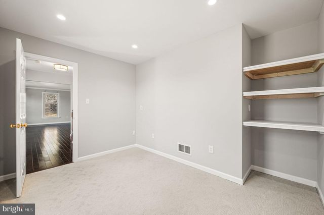 800 DOWLIN FORGE RD RD, Downingtown, PA 19335