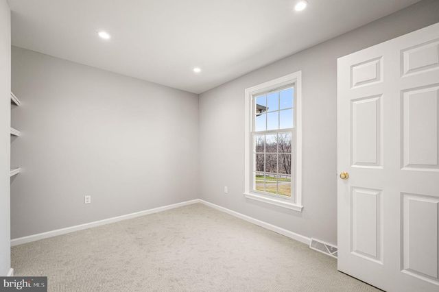 800 DOWLIN FORGE RD RD, Downingtown, PA 19335