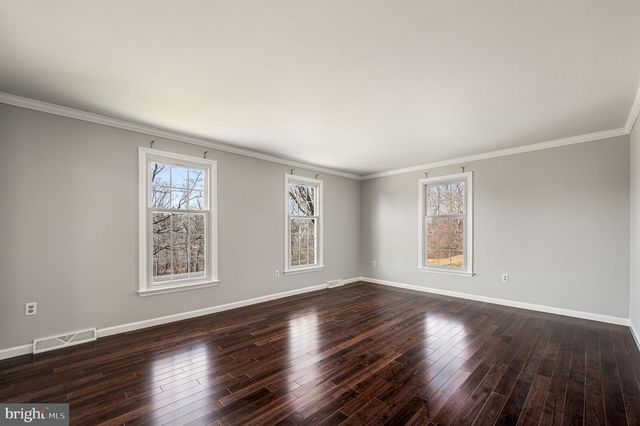 800 DOWLIN FORGE RD RD, Downingtown, PA 19335