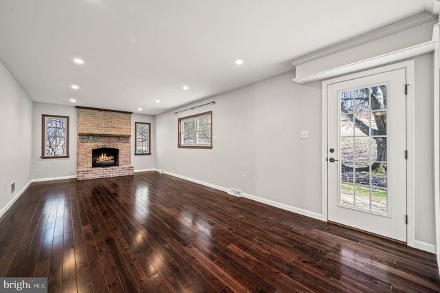 800 DOWLIN FORGE RD RD, Downingtown, PA 19335