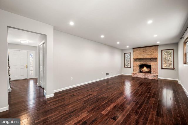 800 DOWLIN FORGE RD RD, Downingtown, PA 19335