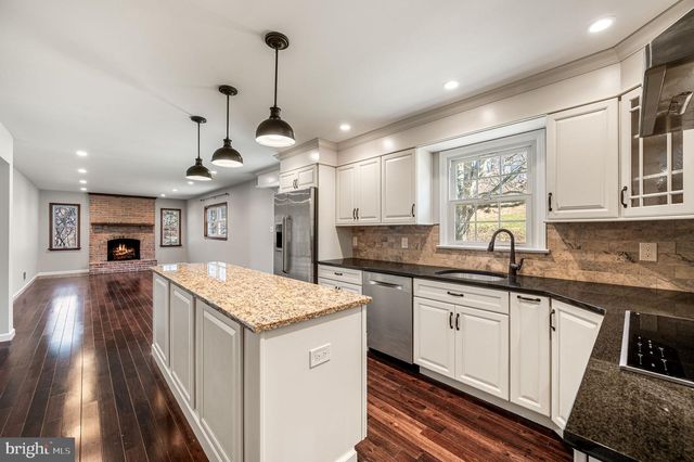 800 DOWLIN FORGE RD RD, Downingtown, PA 19335