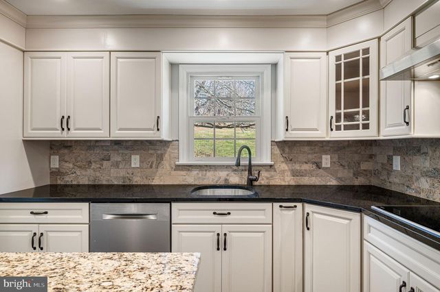 800 DOWLIN FORGE RD RD, Downingtown, PA 19335