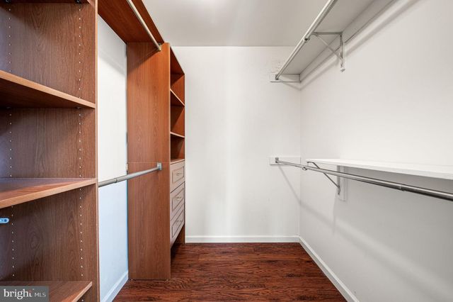 800 DOWLIN FORGE RD RD, Downingtown, PA 19335