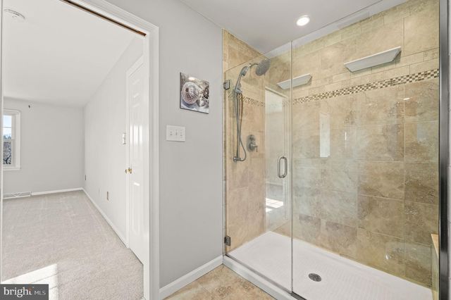 800 DOWLIN FORGE RD RD, Downingtown, PA 19335