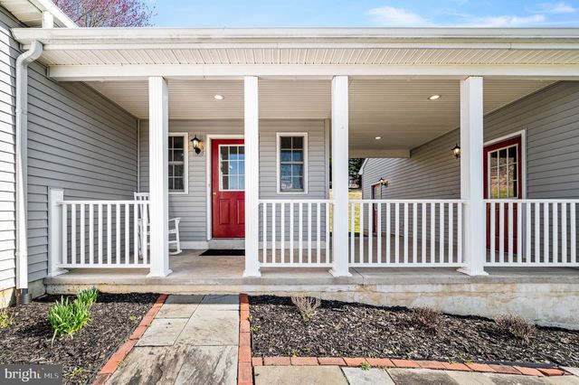 800 DOWLIN FORGE RD RD, Downingtown, PA 19335