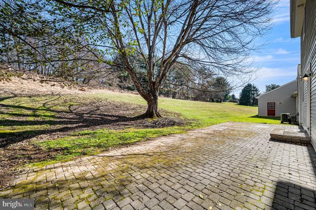 800 DOWLIN FORGE RD RD, Downingtown, PA 19335