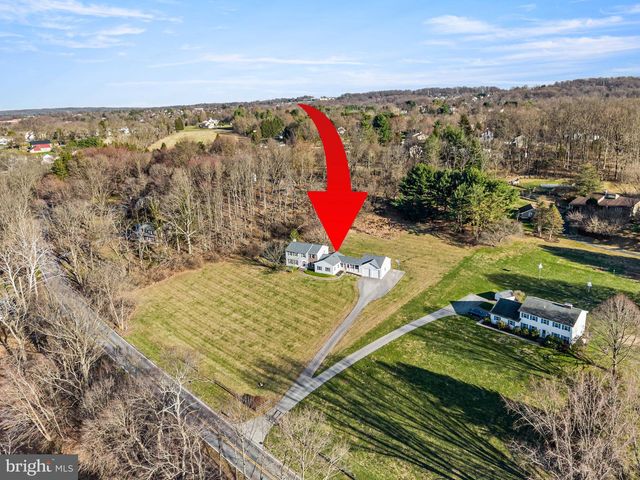 800 DOWLIN FORGE RD RD, Downingtown, PA 19335