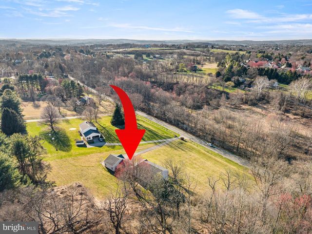 800 DOWLIN FORGE RD RD, Downingtown, PA 19335