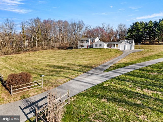 800 DOWLIN FORGE RD RD, Downingtown, PA 19335