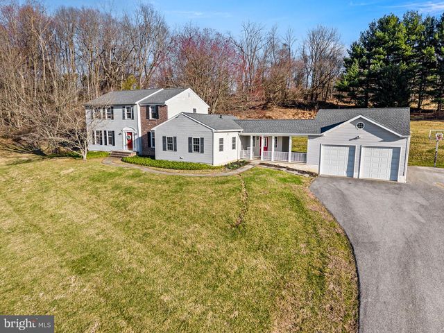 800 DOWLIN FORGE RD RD, Downingtown, PA 19335