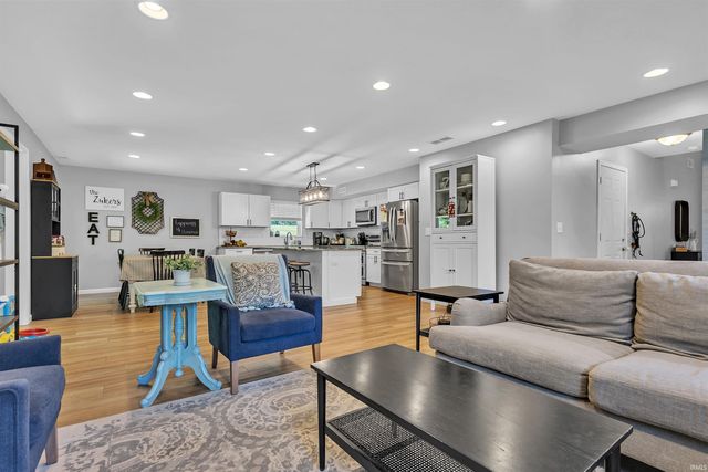 5510 W Redbud Drive, Ellettsville, IN 47429