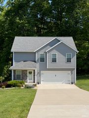 5510 W Redbud Drive, Ellettsville, IN 47429