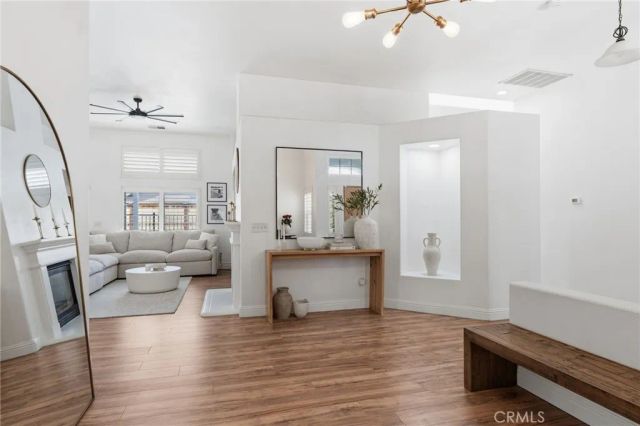 1740 N McKelvy Avenue, Clovis, CA 93619