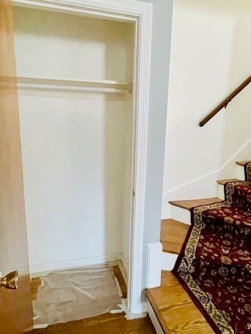 181 School St B, Acton, MA 01720