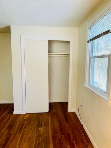 181 School St B, Acton, MA 01720