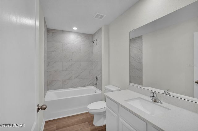 2 Prince Eric Lane, Palm Coast, FL 32164