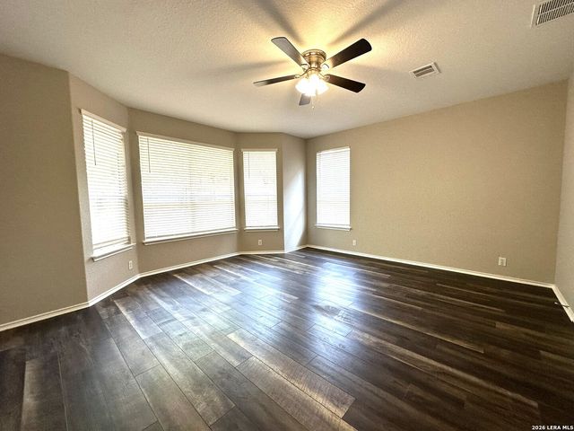 756 San Luis, New Braunfels, TX 78132