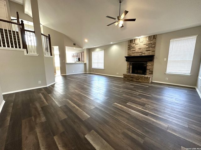 756 San Luis, New Braunfels, TX 78132