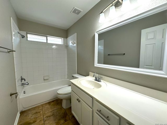 756 San Luis, New Braunfels, TX 78132