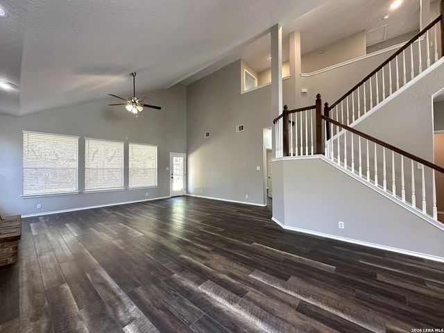 756 San Luis, New Braunfels, TX 78132