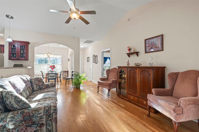 830 Payne Ct., Conway, SC 29526