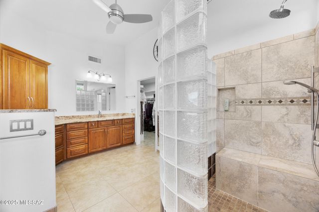 4771 S Prairie Hills Drive, Green Valley, AZ 85622