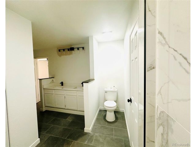 2002 S Worchester Way, Aurora, CO 80014