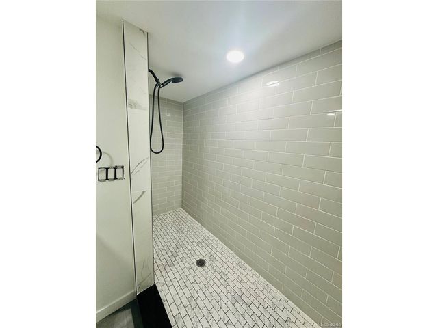 2002 S Worchester Way, Aurora, CO 80014