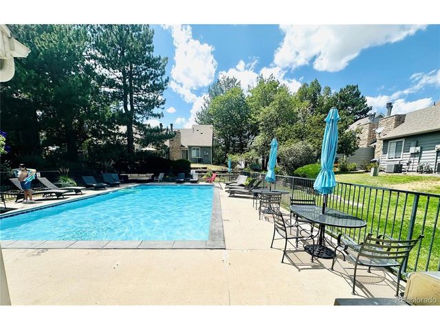 2002 S Worchester Way, Aurora, CO 80014