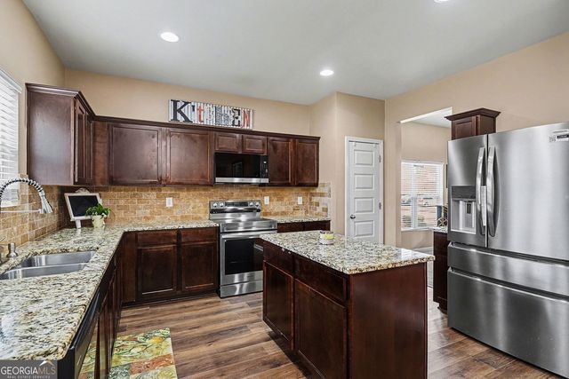 660 Sedona Loop, Hampton, GA 30228