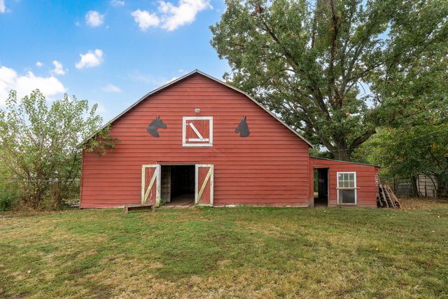 1642 W Inman Road, Nixa, MO 65714