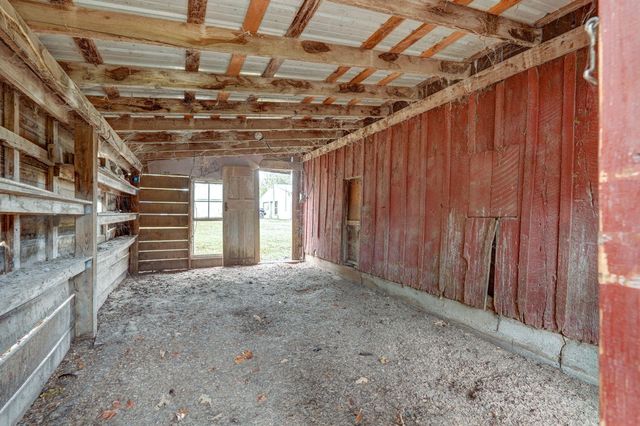 1642 W Inman Road, Nixa, MO 65714