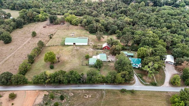 1642 W Inman Road, Nixa, MO 65714