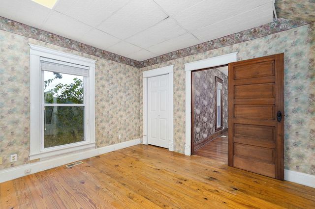 1642 W Inman Road, Nixa, MO 65714