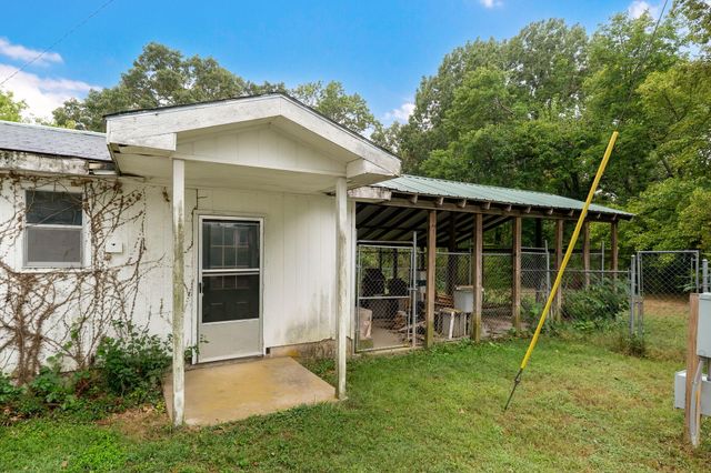 1642 W Inman Road, Nixa, MO 65714