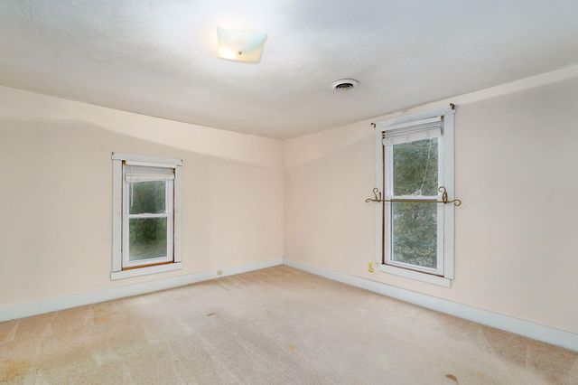 1642 W Inman Road, Nixa, MO 65714