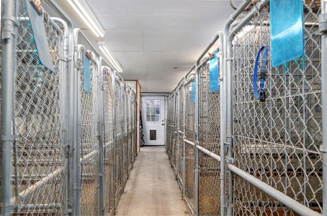 1642 W Inman Road, Nixa, MO 65714