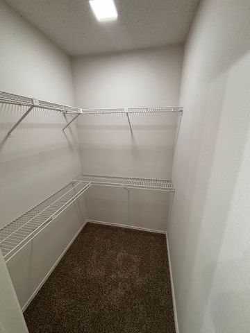 4800 W Lovers Lane 212, Dallas, TX 75209