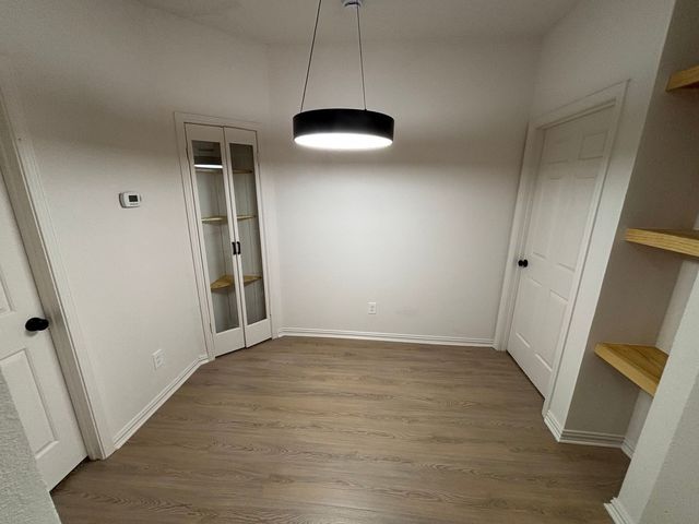 4800 W Lovers Lane 212, Dallas, TX 75209